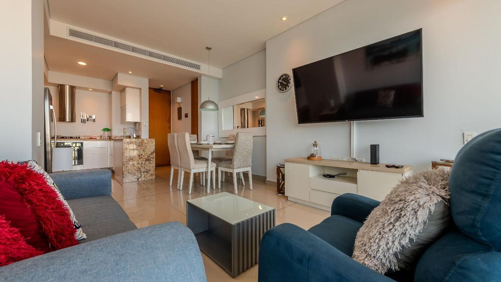 H2-luxurious 2 Bedroom / 16th F - Bocagrande *