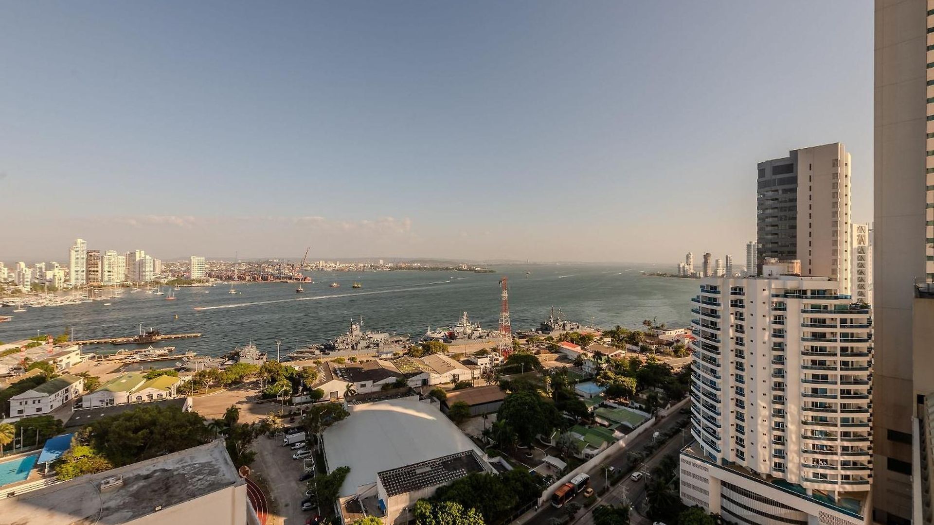 H2-luxurious 2 Bedroom / 16th F - Bocagrande Apartamento