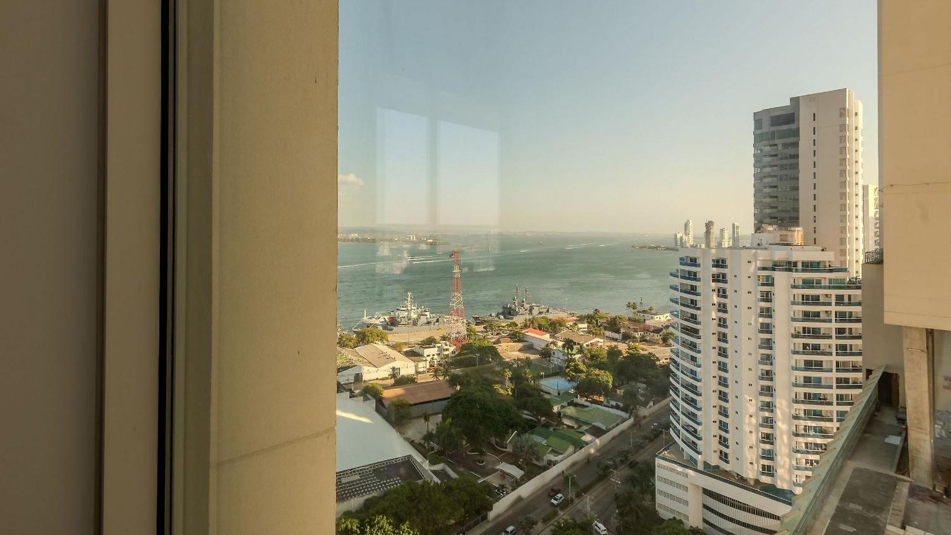 Apartamento H2-luxurious 2 Bedroom / 16th F - Bocagrande *