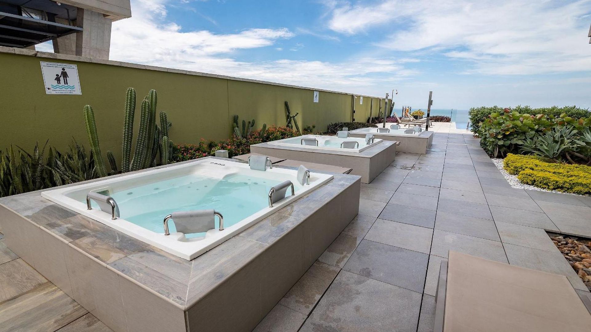 H2-luxurious 2 Bedroom / 16th F - Bocagrande Cartagena